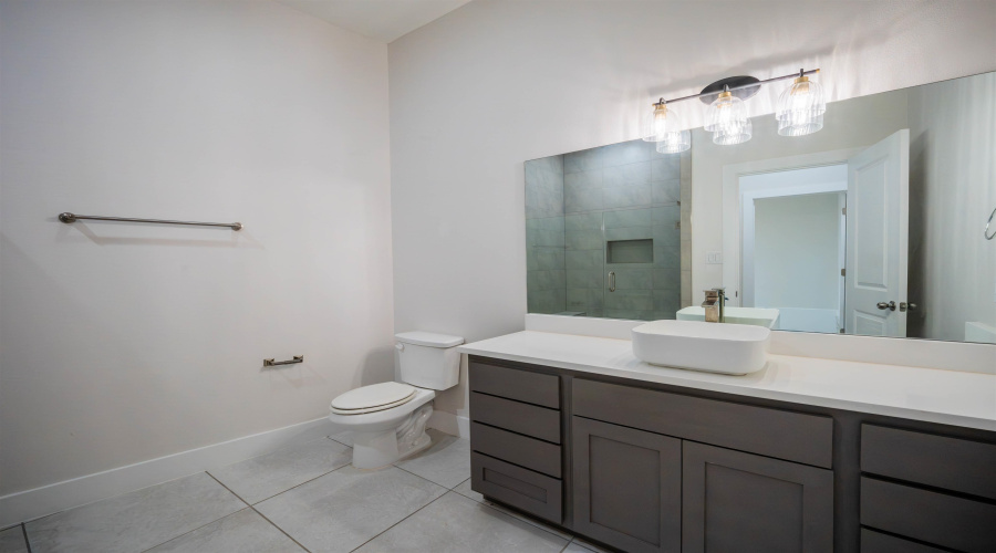 3924 Sun Valley Dr., Laredo, Texas 78045, 4 Bedrooms Bedrooms, 5 Rooms Rooms,3 BathroomsBathrooms,Residential,For Sale,3924 Sun Valley Dr.,20261149