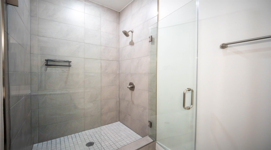 3924 Sun Valley Dr., Laredo, Texas 78045, 4 Bedrooms Bedrooms, 5 Rooms Rooms,3 BathroomsBathrooms,Residential,For Sale,3924 Sun Valley Dr.,20261149