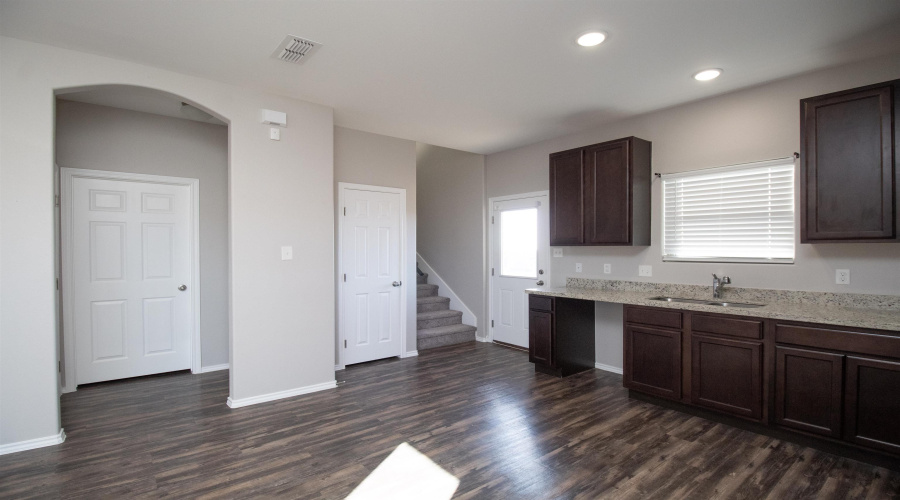 5802 Moses Lp., Laredo, Texas 78046, 3 Bedrooms Bedrooms, 6 Rooms Rooms,2 BathroomsBathrooms,Residential,For Sale,5802 Moses Lp.,20261151