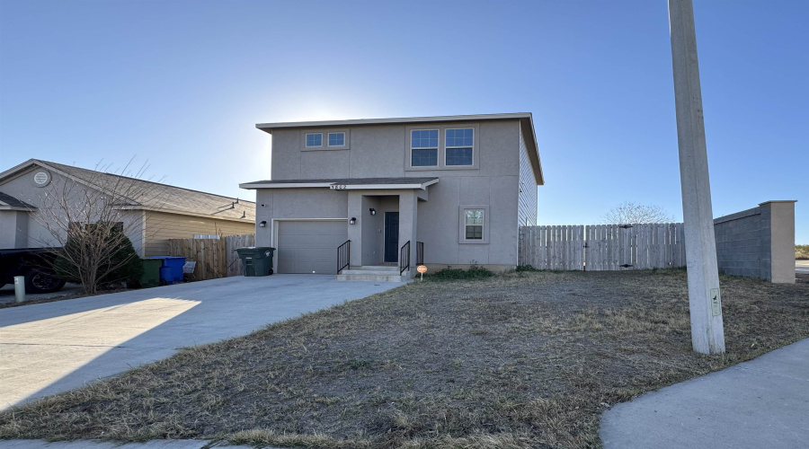 5802 Moses Lp., Laredo, Texas 78046, 3 Bedrooms Bedrooms, 6 Rooms Rooms,2 BathroomsBathrooms,Residential,For Sale,5802 Moses Lp.,20261151