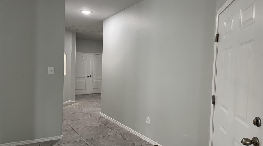 11125 Palmillas Loop, Laredo, Texas 78045, 3 Bedrooms Bedrooms, 6 Rooms Rooms,2 BathroomsBathrooms,Residential,For Sale,11125 Palmillas Loop,20261152