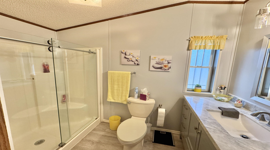 112 Autumn Ln., ZAPATA, Texas 78076, 2 Bedrooms Bedrooms, 4 Rooms Rooms,2 BathroomsBathrooms,Residential,For Sale,112 Autumn Ln.,20261157