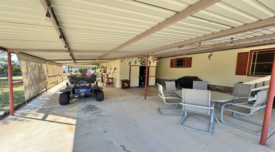 112 Autumn Ln., ZAPATA, Texas 78076, 2 Bedrooms Bedrooms, 4 Rooms Rooms,2 BathroomsBathrooms,Residential,For Sale,112 Autumn Ln.,20261157