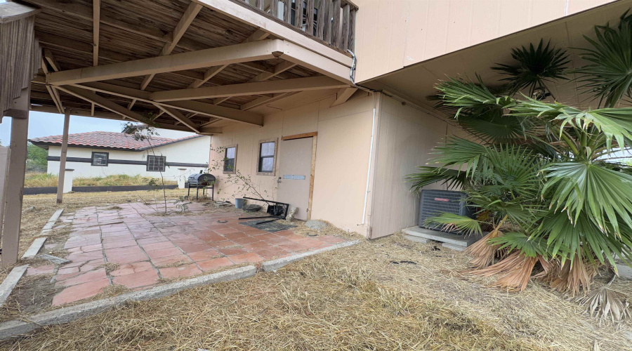 553 Cerrito Dr, ZAPATA, Texas 78076, 3 Bedrooms Bedrooms, 4 Rooms Rooms,2 BathroomsBathrooms,Residential,For Sale,553 Cerrito Dr,20261160