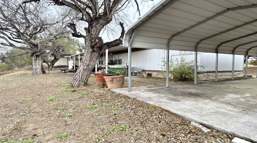 136 N. Jab Dr., Zapata, Texas 78076, 2 Bedrooms Bedrooms, 5 Rooms Rooms,2 BathroomsBathrooms,Residential,For Sale,136 N. Jab Dr.,20254048