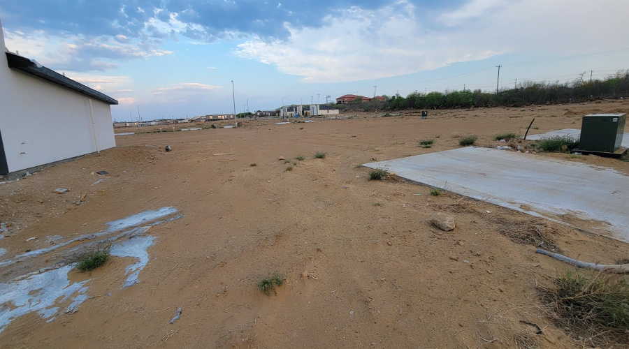 5057 Luna Grande Lp., Laredo, Texas 78046, 3 Bedrooms Bedrooms, 5 Rooms Rooms,2 BathroomsBathrooms,Residential,For Sale,5057 Luna Grande Lp.,20261161