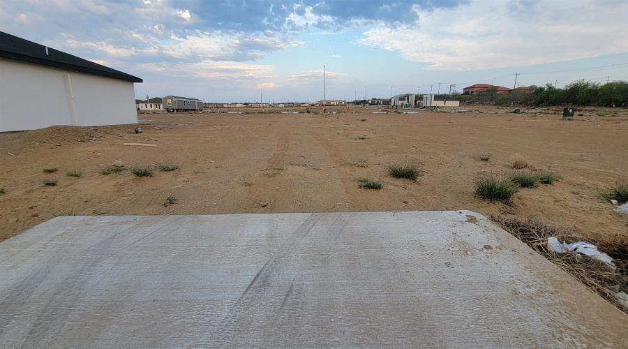 5057 Luna Grande Lp., Laredo, Texas 78046, 3 Bedrooms Bedrooms, 5 Rooms Rooms,2 BathroomsBathrooms,Residential,For Sale,5057 Luna Grande Lp.,20261161