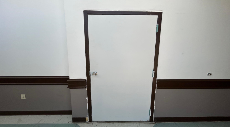 209 W Village Blvd, Laredo, Texas 78041, 11 Rooms Rooms,2 BathroomsBathrooms,Commercial retail/office,For Rent,209 W Village Blvd,20261162