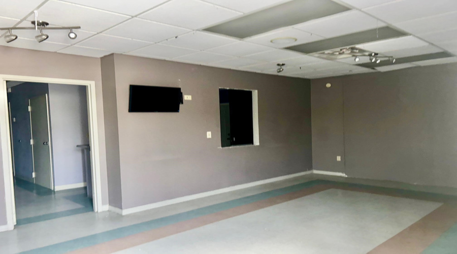 209 W Village Blvd, Laredo, Texas 78041, 11 Rooms Rooms,2 BathroomsBathrooms,Commercial retail/office,For Rent,209 W Village Blvd,20261162