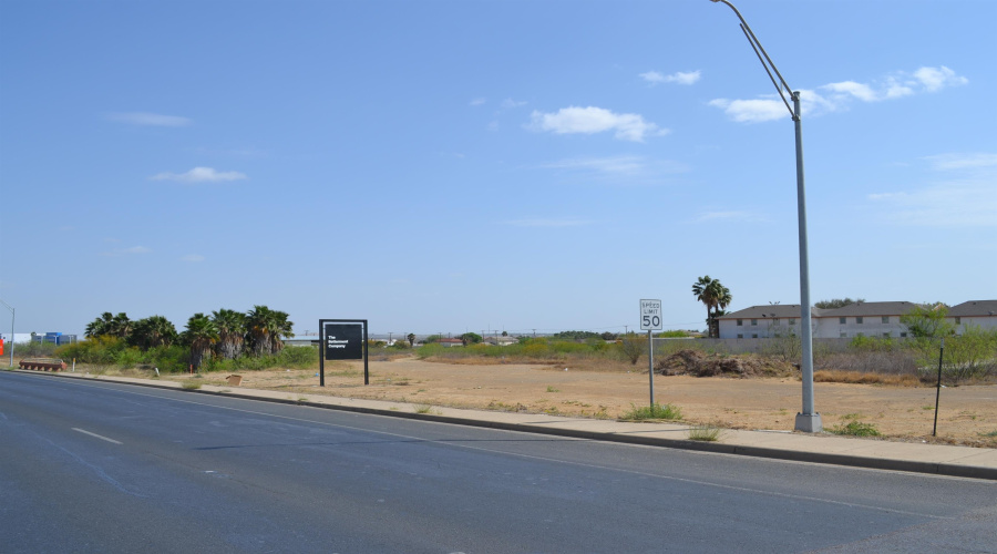 000 E Saunders St, Laredo, Texas 78041, ,Land,For Sale,000 E Saunders St,20261165