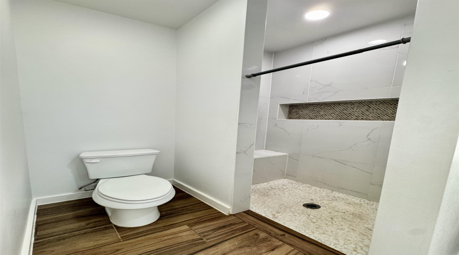 5005 Nispero Ln, Laredo, Texas 78046, 3 Bedrooms Bedrooms, 7 Rooms Rooms,2 BathroomsBathrooms,Residential,For Sale,5005 Nispero Ln,20261166