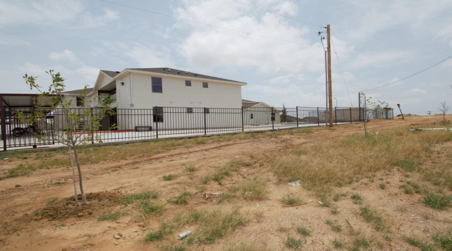 2601 Lomas Del Sur Blvd., Laredo, Texas 78046, 1 Bedroom Bedrooms, 2 Rooms Rooms,1 BathroomBathrooms,Residential,For Rent,2601 Lomas Del Sur Blvd.,20261167