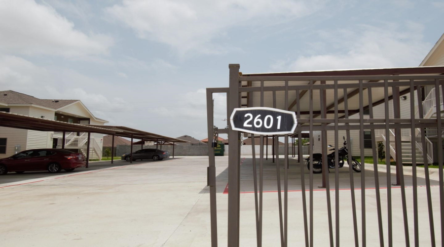 2601 Lomas Del Sur Blvd., Laredo, Texas 78046, 1 Bedroom Bedrooms, 2 Rooms Rooms,1 BathroomBathrooms,Residential,For Rent,2601 Lomas Del Sur Blvd.,20261167