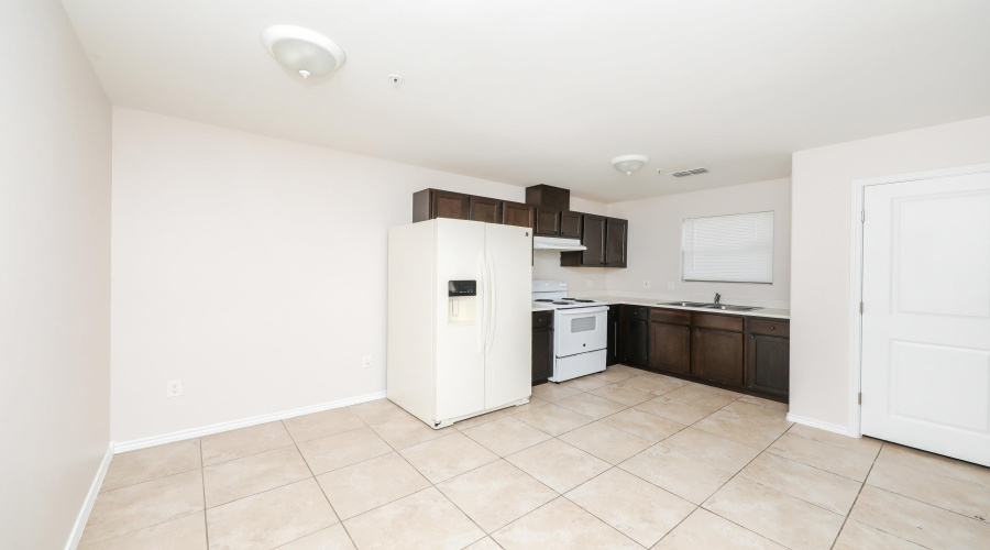 2601 Lomas Del Sur Blvd., Laredo, Texas 78046, 2 Bedrooms Bedrooms, 3 Rooms Rooms,2 BathroomsBathrooms,Residential,For Rent,2601 Lomas Del Sur Blvd.,20261169