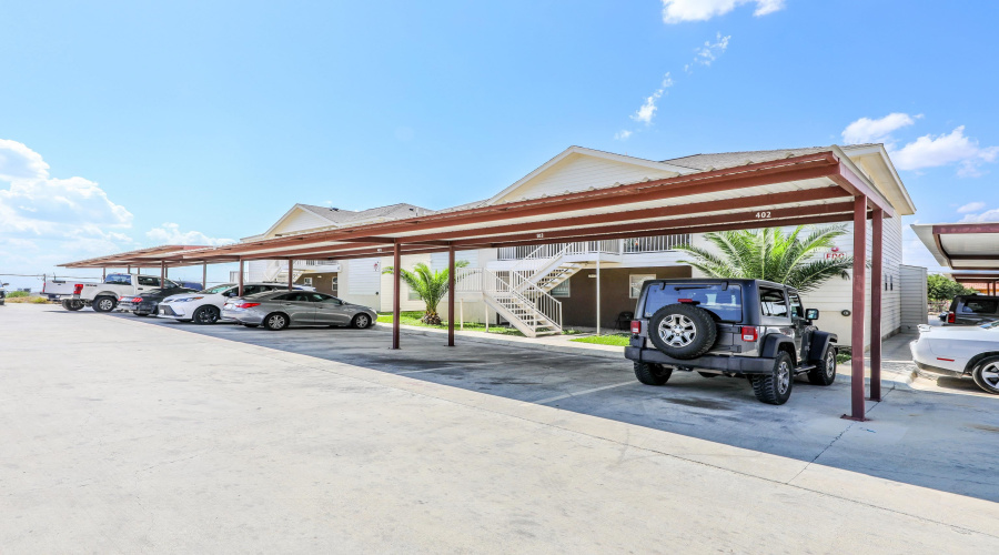 2601 Lomas Del Sur Blvd., Laredo, Texas 78046, 2 Bedrooms Bedrooms, 3 Rooms Rooms,2 BathroomsBathrooms,Residential,For Rent,2601 Lomas Del Sur Blvd.,20261169