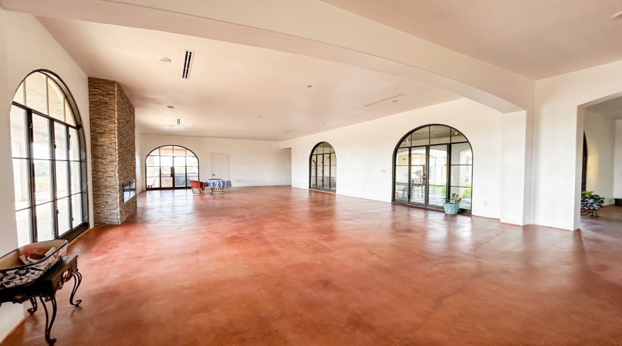 559 Jefferies Rd., Laredo, Texas 78045, 5 Bedrooms Bedrooms, 8 Rooms Rooms,7 BathroomsBathrooms,Residential,For Sale,559 Jefferies Rd.,20261171