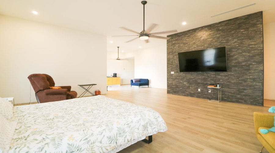 559 Jefferies Rd., Laredo, Texas 78045, 5 Bedrooms Bedrooms, 8 Rooms Rooms,7 BathroomsBathrooms,Residential,For Sale,559 Jefferies Rd.,20261171