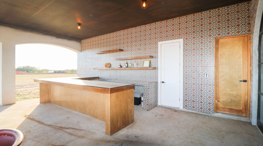 559 Jefferies Rd., Laredo, Texas 78045, 5 Bedrooms Bedrooms, 8 Rooms Rooms,7 BathroomsBathrooms,Residential,For Sale,559 Jefferies Rd.,20261171