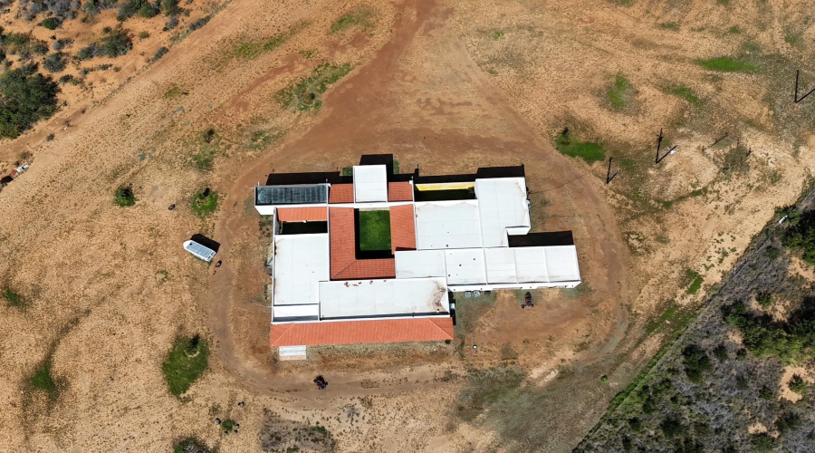 559 Jefferies Rd., Laredo, Texas 78045, 5 Bedrooms Bedrooms, 8 Rooms Rooms,7 BathroomsBathrooms,Residential,For Sale,559 Jefferies Rd.,20261171