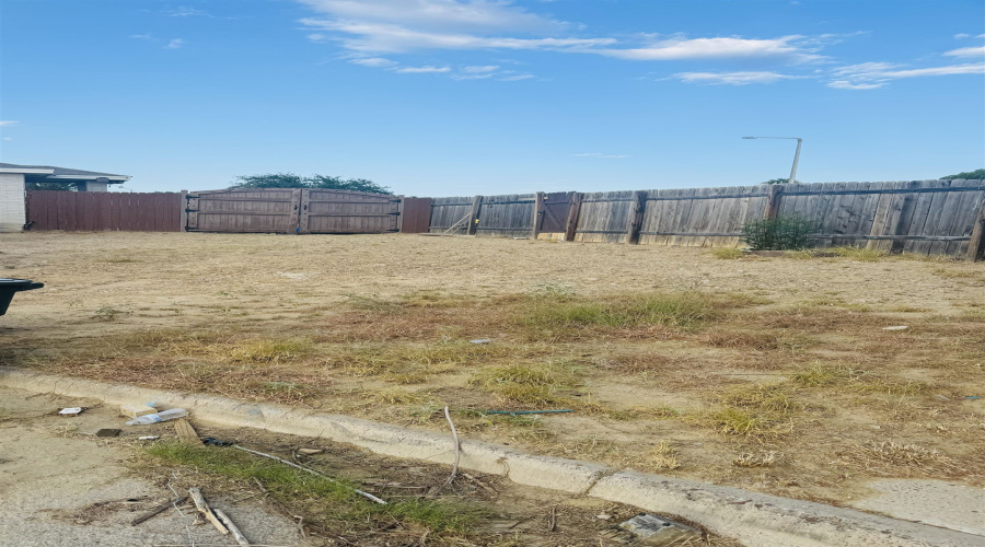 3920 Sand Creek Ct, Laredo, Texas 78043, 3 Bedrooms Bedrooms, 5 Rooms Rooms,2 BathroomsBathrooms,Residential,For Sale,3920 Sand Creek Ct,20261173