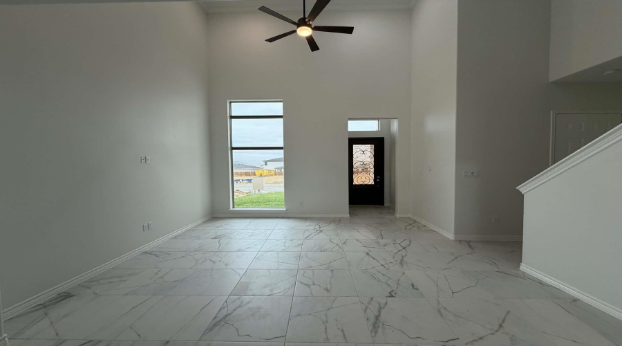 5609 Beefalo Ln., Laredo, Texas 78046, 4 Bedrooms Bedrooms, 8 Rooms Rooms,2 BathroomsBathrooms,Residential,For Sale,5609 Beefalo Ln.,20261175