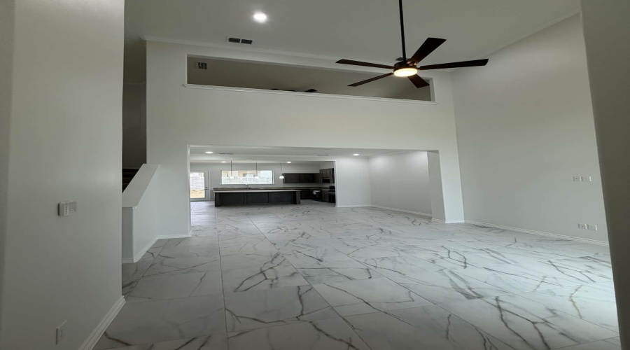 5609 Beefalo Ln., Laredo, Texas 78046, 4 Bedrooms Bedrooms, 8 Rooms Rooms,2 BathroomsBathrooms,Residential,For Sale,5609 Beefalo Ln.,20261175