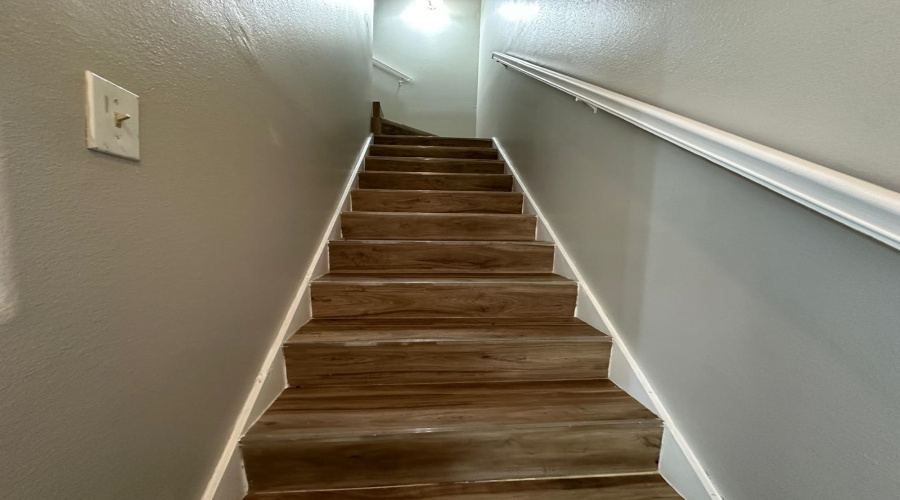 2005 Cross St, Laredo, Texas 78046, 2 Bedrooms Bedrooms, 5 Rooms Rooms,1 BathroomBathrooms,Residential,For Rent,2005 Cross St,20261178