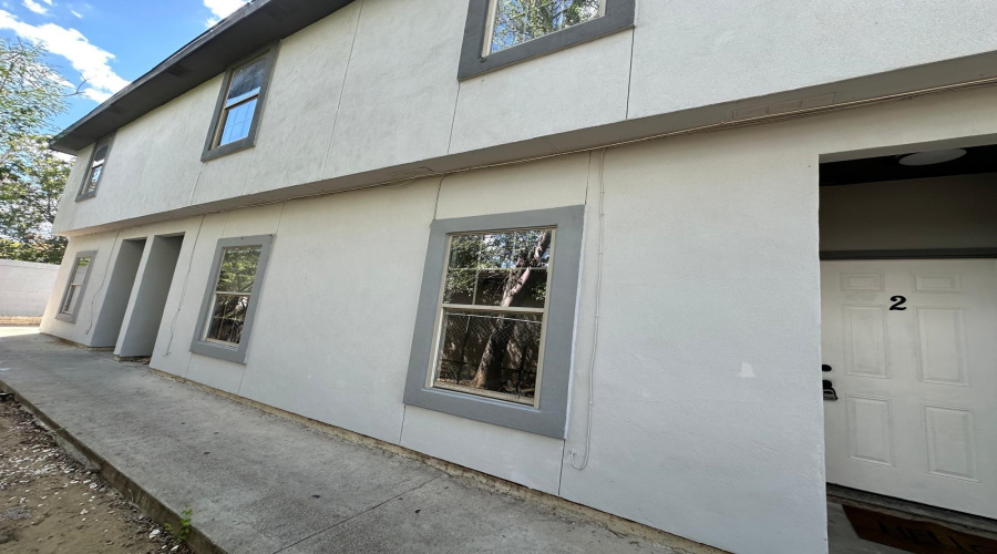 2005 Cross St, Laredo, Texas 78046, 2 Bedrooms Bedrooms, 5 Rooms Rooms,1 BathroomBathrooms,Residential,For Rent,2005 Cross St,20261178