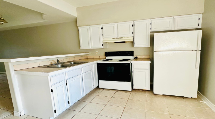 2005 Cross St, Laredo, Texas 78046, 2 Bedrooms Bedrooms, 5 Rooms Rooms,1 BathroomBathrooms,Residential,For Rent,2005 Cross St,20261178