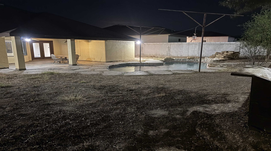 405 Michoacan Loop, Laredo, Texas 78045, 4 Bedrooms Bedrooms, 4 Rooms Rooms,2 BathroomsBathrooms,Residential,For Rent,405 Michoacan Loop,20261179