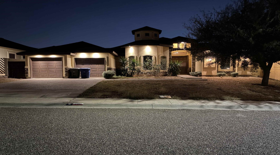 405 Michoacan Loop, Laredo, Texas 78045, 4 Bedrooms Bedrooms, 4 Rooms Rooms,2 BathroomsBathrooms,Residential,For Rent,405 Michoacan Loop,20261179