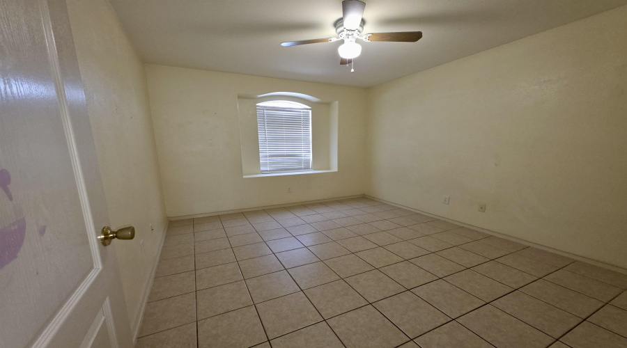 615 John Adams Rd, Laredo, Texas 78046, 4 Bedrooms Bedrooms, 5 Rooms Rooms,2 BathroomsBathrooms,Residential,For Rent,615 John Adams Rd,20261185