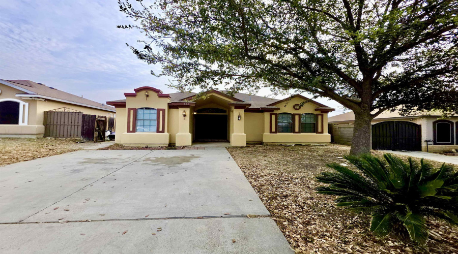 615 John Adams Rd, Laredo, Texas 78046, 4 Bedrooms Bedrooms, 5 Rooms Rooms,2 BathroomsBathrooms,Residential,For Rent,615 John Adams Rd,20261185