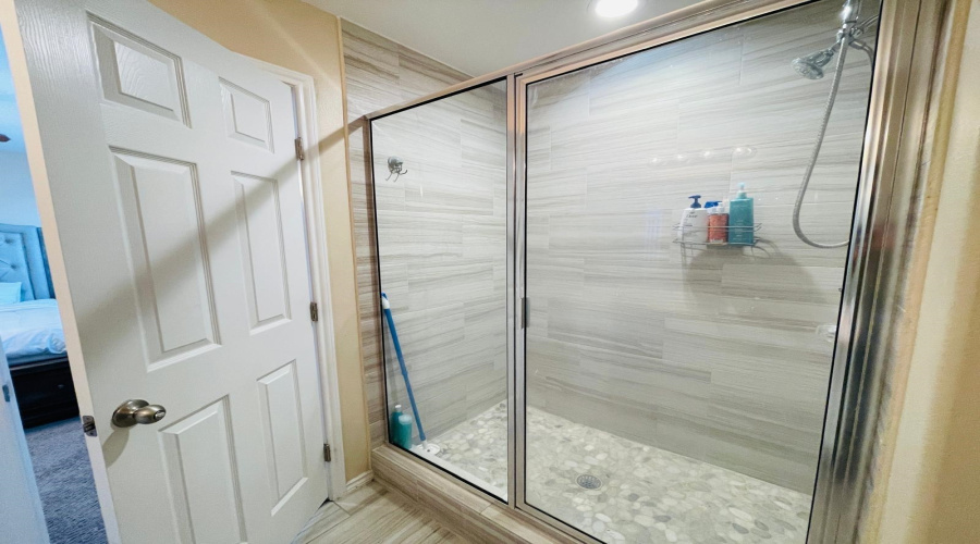 913 Larvotto Lp., LAREDO, Texas 78045, 3 Bedrooms Bedrooms, 7 Rooms Rooms,2 BathroomsBathrooms,Residential,For Sale,913 Larvotto Lp.,20261186