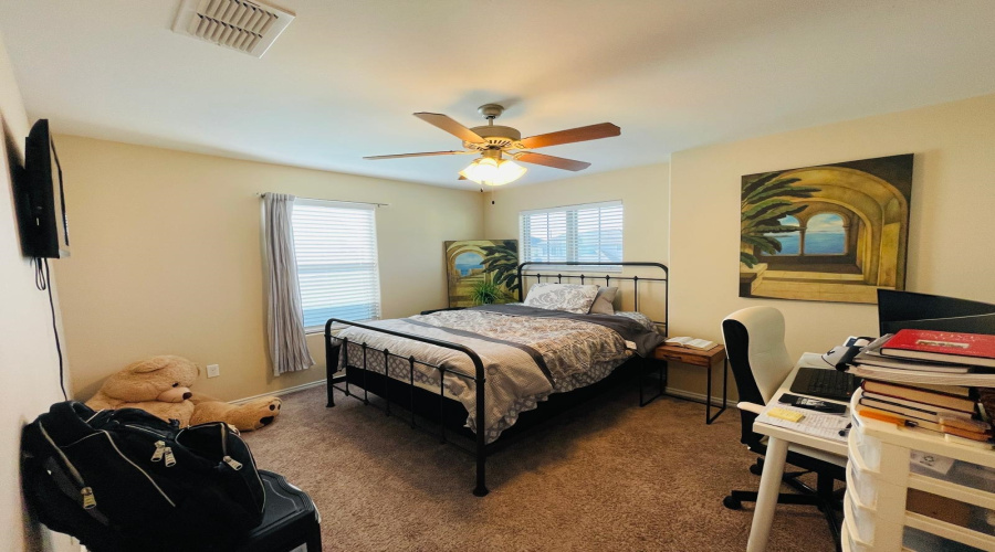 913 Larvotto Lp., LAREDO, Texas 78045, 3 Bedrooms Bedrooms, 7 Rooms Rooms,2 BathroomsBathrooms,Residential,For Sale,913 Larvotto Lp.,20261186