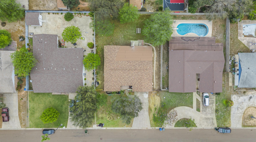 703 Laurel Dr, Laredo, Texas 78045-2122, 3 Bedrooms Bedrooms, 5 Rooms Rooms,2 BathroomsBathrooms,Residential,For Sale,703 Laurel Dr,20261187