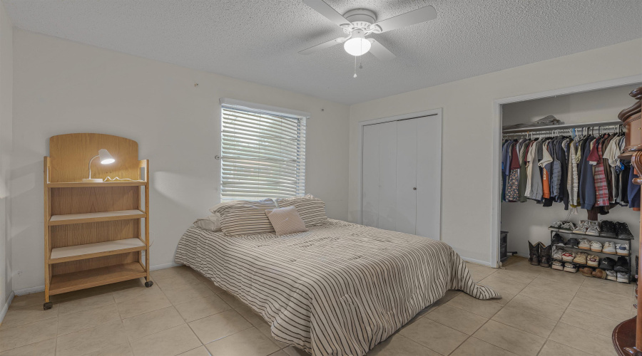 12' x 12' approx 144 sq ft