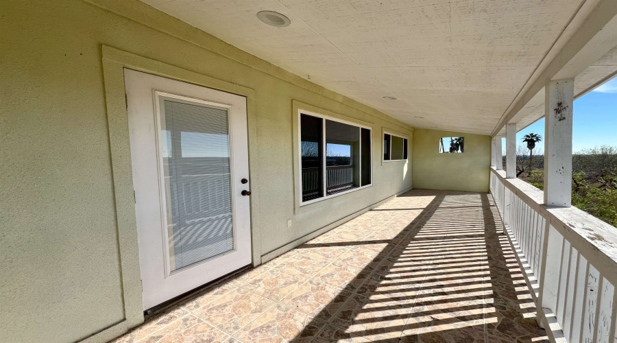 5317 S Siesta Ln, Zapata, Texas 78076, 2 Bedrooms Bedrooms, 5 Rooms Rooms,2 BathroomsBathrooms,Residential,For Sale,5317 S Siesta Ln,20251073