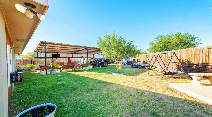 2616 Mario St., Laredo, Texas 78046, 4 Bedrooms Bedrooms, 5 Rooms Rooms,3 BathroomsBathrooms,Residential,For Sale,2616 Mario St.,20261193