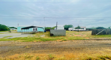 108 Hugo St., Dilley, Texas 78017, 2 Bedrooms Bedrooms, 5 Rooms Rooms,2 BathroomsBathrooms,Residential,For Sale,108 Hugo St.,20261199