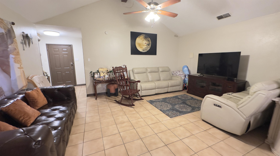 8617 Northridge Lp, Laredo, Texas 78045, 3 Bedrooms Bedrooms, 6 Rooms Rooms,2 BathroomsBathrooms,Residential,For Sale,8617 Northridge Lp,20261201