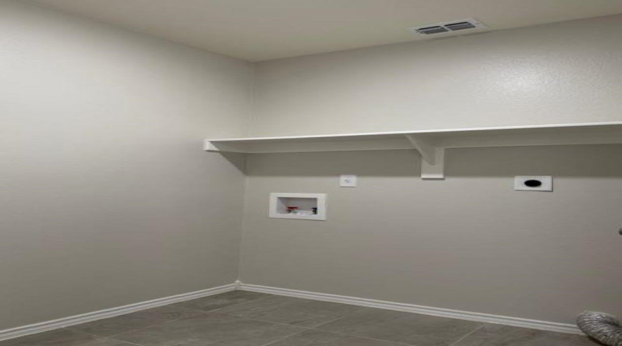 3420 Jorge Sosa, Laredo, Texas 78046, 4 Bedrooms Bedrooms, 5 Rooms Rooms,2 BathroomsBathrooms,Residential,For Sale,3420 Jorge Sosa,20261202