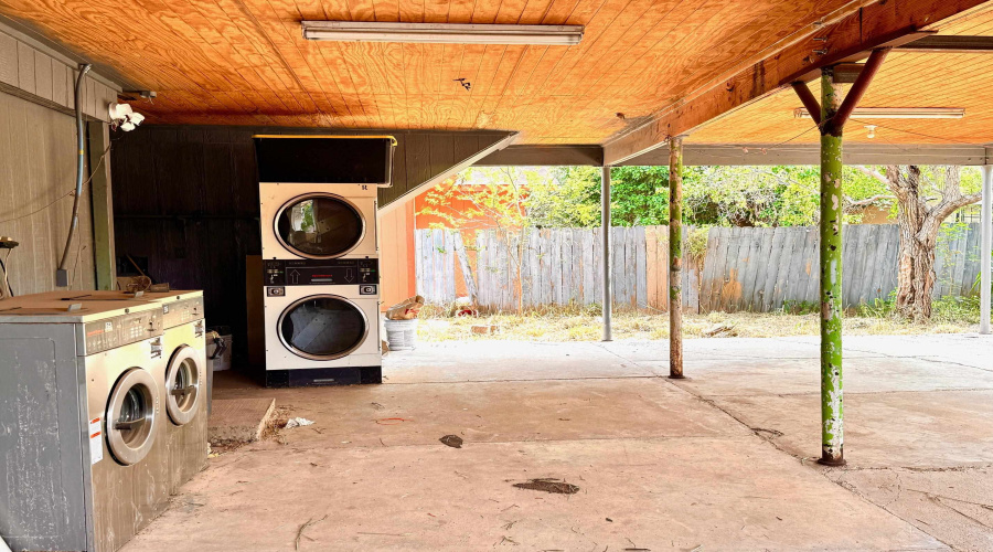 5116 Haynes Ave, LAREDO, Texas 78041, ,Multi-family,For Sale,5116 Haynes Ave,20261221