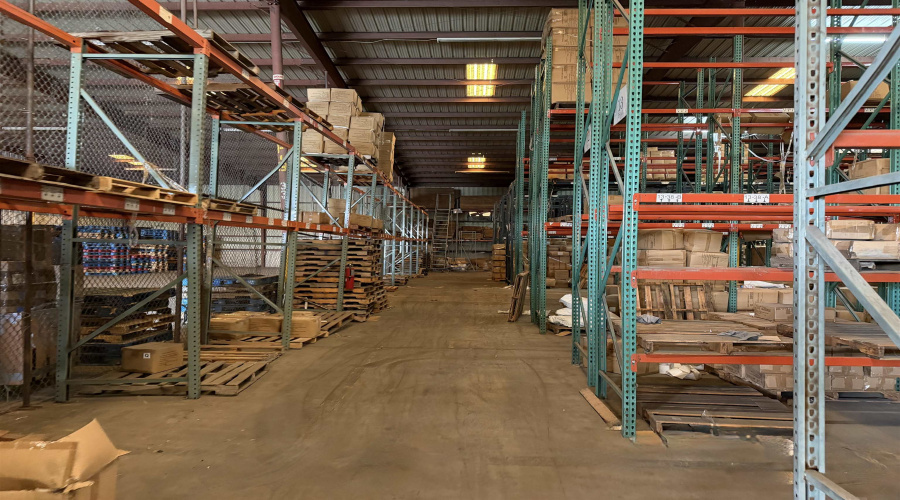 3102 Vidaurri Ave, Laredo, Texas 78040, 1 Bedroom Bedrooms, 1 Room Rooms,2 BathroomsBathrooms,Commercial/industrial,For Rent,3102 Vidaurri Ave,20261215