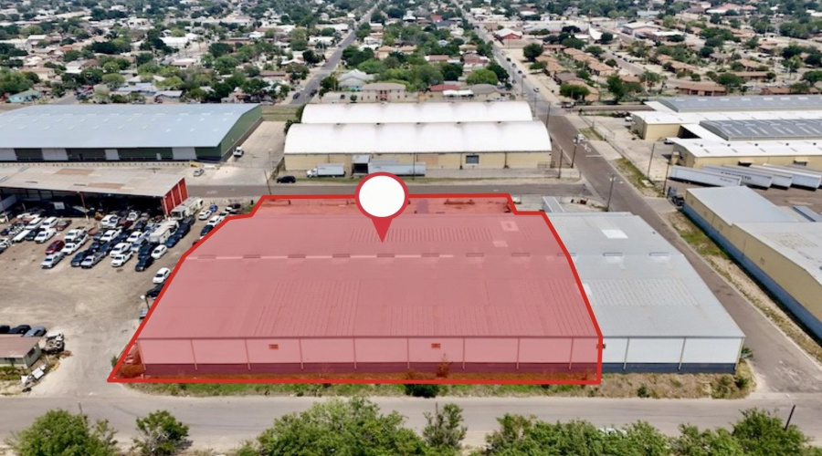 3102 Vidaurri Ave, Laredo, Texas 78040, 1 Bedroom Bedrooms, 1 Room Rooms,2 BathroomsBathrooms,Commercial/industrial,For Rent,3102 Vidaurri Ave,20261215