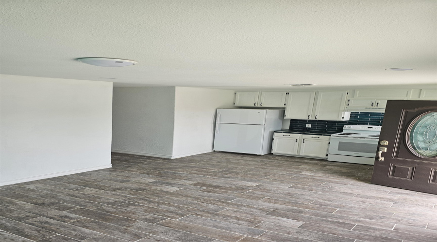 4933 Franzetta St., Laredo, Texas 78046-8519, 3 Bedrooms Bedrooms, 4 Rooms Rooms,2 BathroomsBathrooms,Residential,For Rent,4933 Franzetta St.,20261197