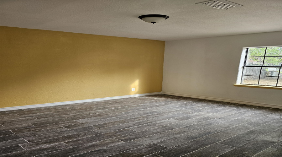 4933 Franzetta St., Laredo, Texas 78046-8519, 3 Bedrooms Bedrooms, 4 Rooms Rooms,2 BathroomsBathrooms,Residential,For Rent,4933 Franzetta St.,20261197