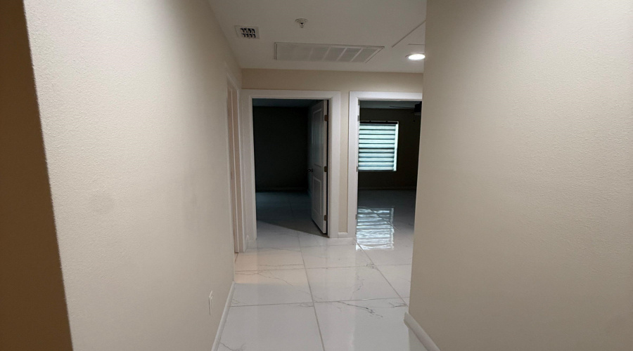 504 Gale Ct, LAREDO, Texas 78041, 3 Bedrooms Bedrooms, 5 Rooms Rooms,2 BathroomsBathrooms,Residential,For Rent,504 Gale Ct,20261208