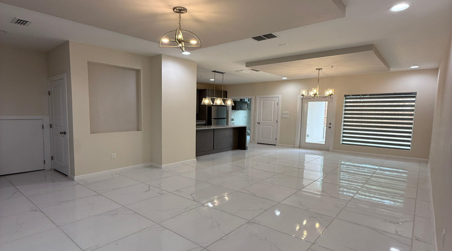 504 Gale Ct, LAREDO, Texas 78041, 3 Bedrooms Bedrooms, 5 Rooms Rooms,2 BathroomsBathrooms,Residential,For Rent,504 Gale Ct,20261208