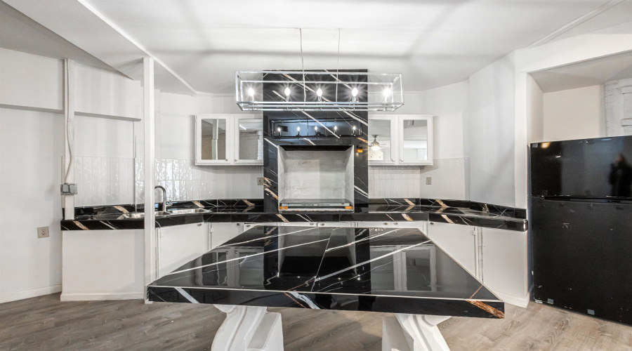 1420 Corpus Christi St, Laredo, Texas 78040, 3 Bedrooms Bedrooms, 5 Rooms Rooms,2 BathroomsBathrooms,Residential,For Rent,1420 Corpus Christi St,20261211